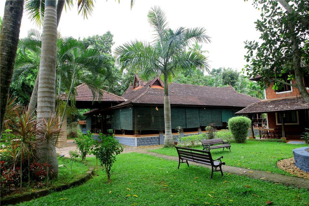 Athreya Ayureveda Centre Otel Kottayam Dış mekan fotoğraf